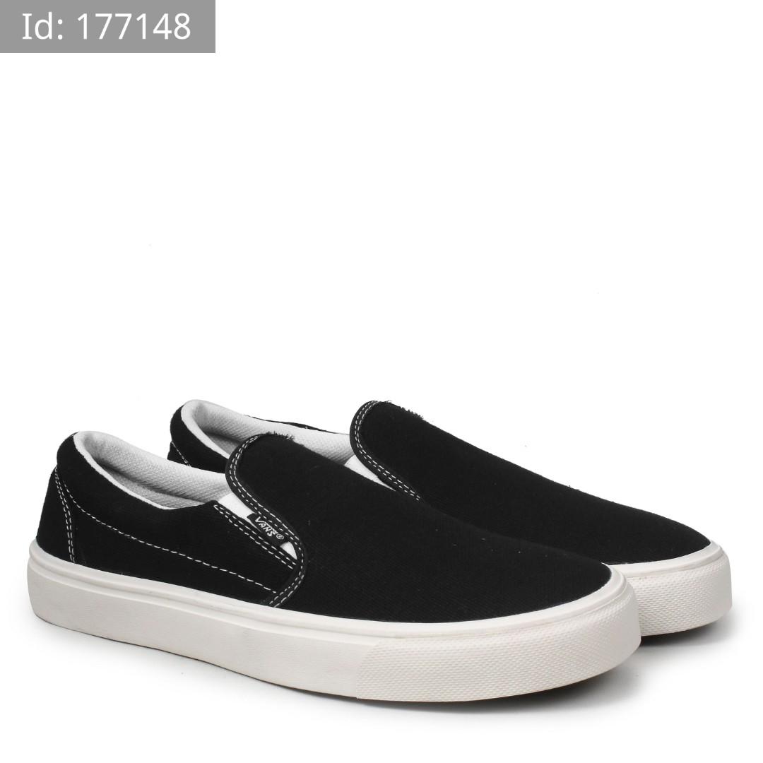 Sepatu sandal shop vans