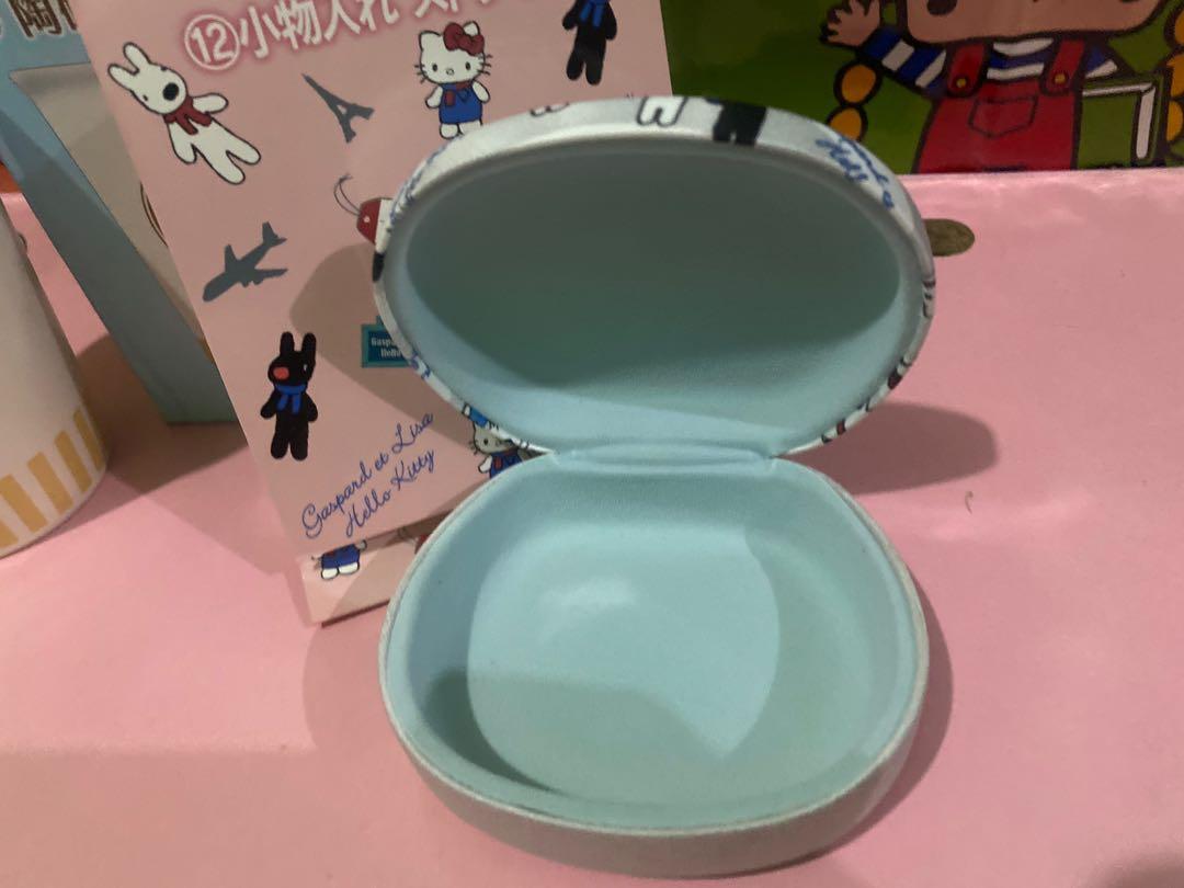 Set Rare Gaspard et Lisa Hello Kitty (Category: Other Kitchenware & Tableware) located in Manila. Submitted by hklylovez (Listing ID 1164667370, Image 3). Description: See pics details Both New What ypu see is what you get pm for sure buyer Japan Sanrio Collectibles item Rare item.