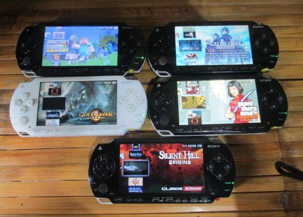 Sony Psp 1000 00 3000 Free Shipping Video Gaming Video Game Consoles Playstation On Carousell