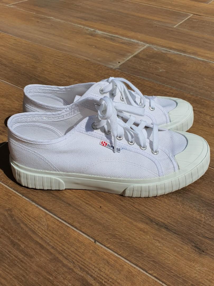 Superga 2630 size 42