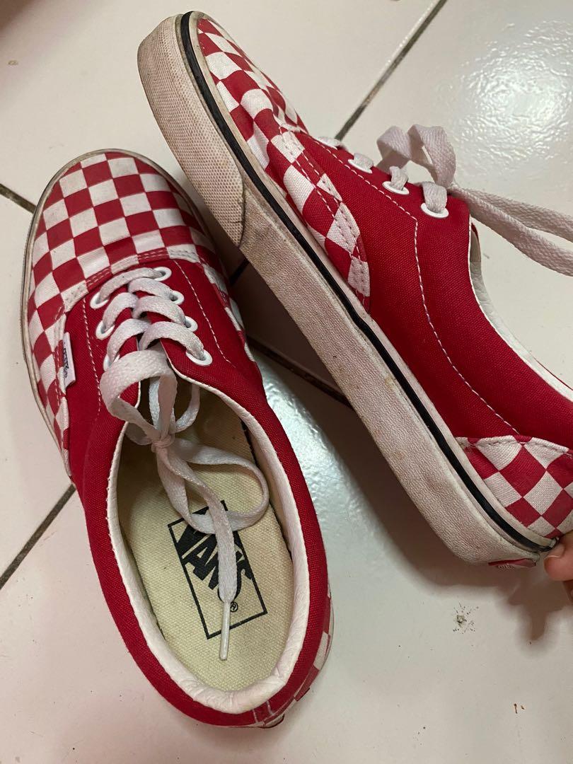 Vans checkerboard 2024 shoes red