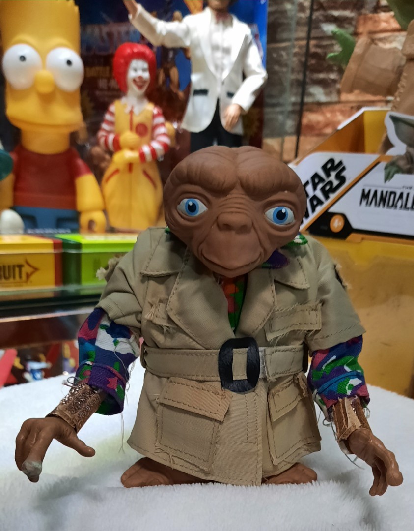 Vintage E.T. Vinyl Toy Figure, Hobbies & Toys, Toys & Games on Carousell
