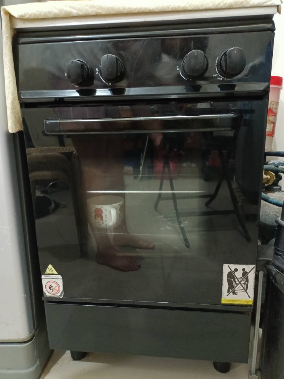 White Westinghouse Gas Range with Oven WCG532K, TV & Home Appliances