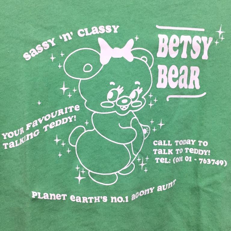 y2k h&m ~green~ baby tee (Category: Shirts) located in Bacoor. Submitted by j4hidee (Listing ID 1164805792, Image 3). Description: ˚✧₊⁎ size xsmall on tag; fits xsmall-small ˚✧₊⁎ condition: 1000/10! **worn once for try-on ˚✧₊⁎ sELLER'S FAVORITE! 🍐 1 day reservation only 🍐 mode of payment: gcash 🍐 mode of delivery: j&t.