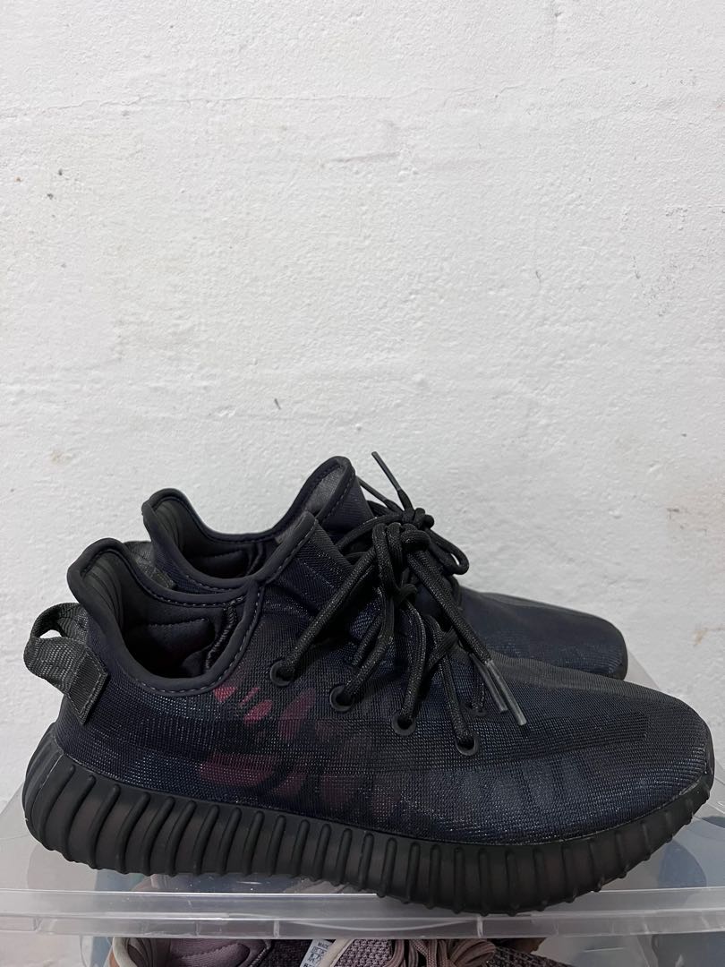 yeezy mono cinder on feet