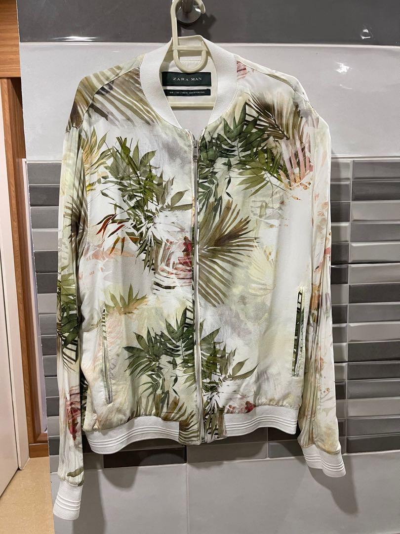Zara men Floral jacket (Category: Coats, Jackets and Outerwear) located in Quezon City. Submitted by davidtantoco (Listing ID 1164772149, Image 1). Description: no issues fits large perfectly firm price.