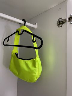 由 camiibottega (刊登 ID 1164973002，圖片 1) 提交，位於 的 (類別：)，說明：。