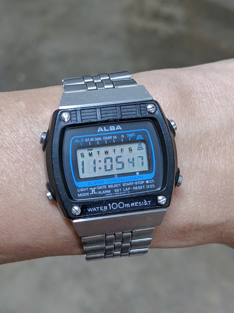 Alba vintage 2025 watch