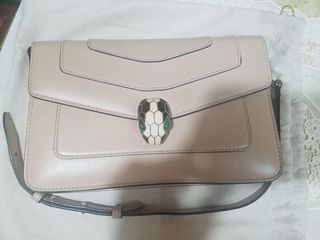 （分類：）位於 。 由 tsepuiyan 提交（商品編號 1164932814，圖片 1）。簡介： 。