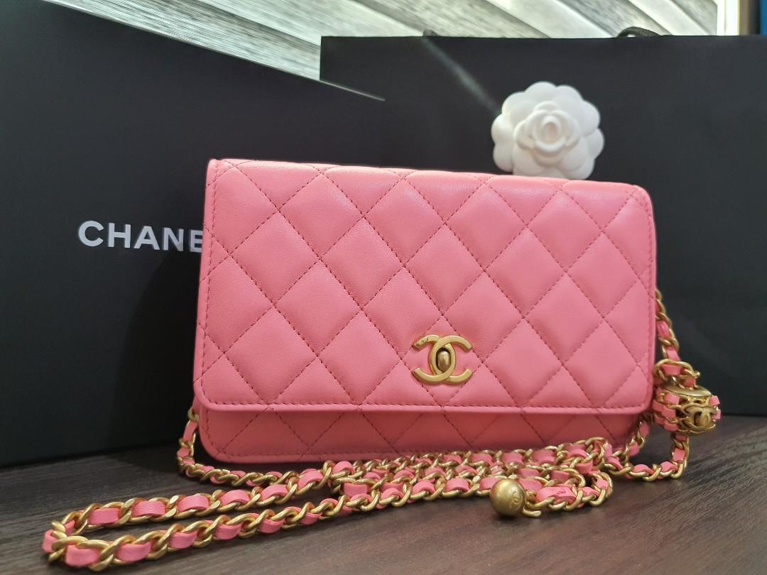 Chanel wallet on chain, adjustable 