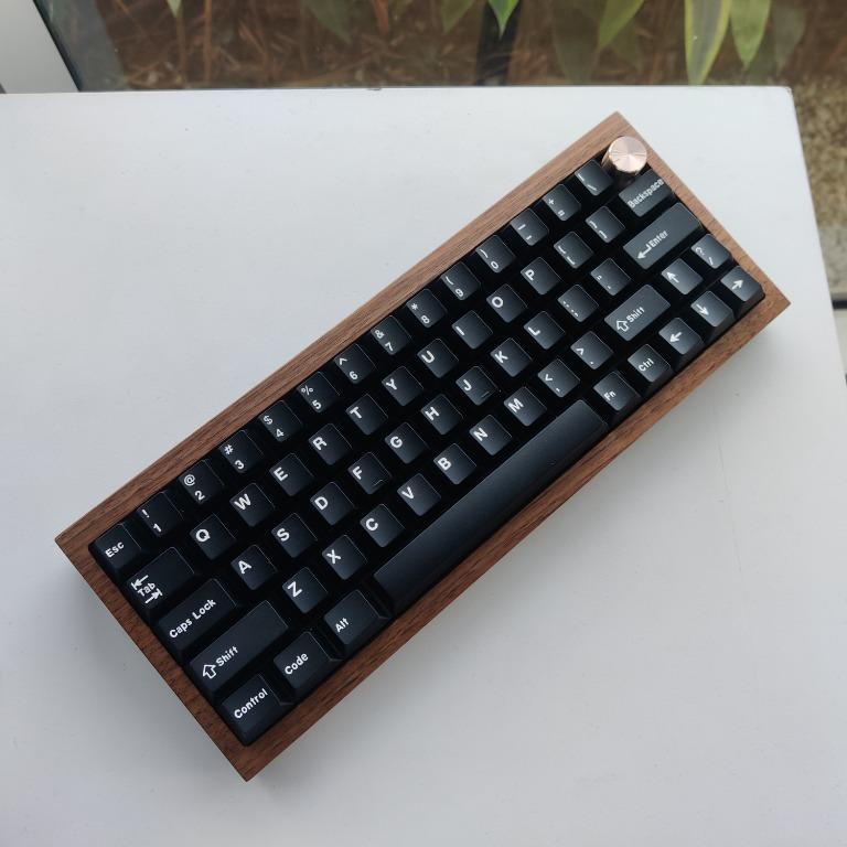 Custom 60 Keyboard Walnut Tofu60, Computers & Tech, Parts
