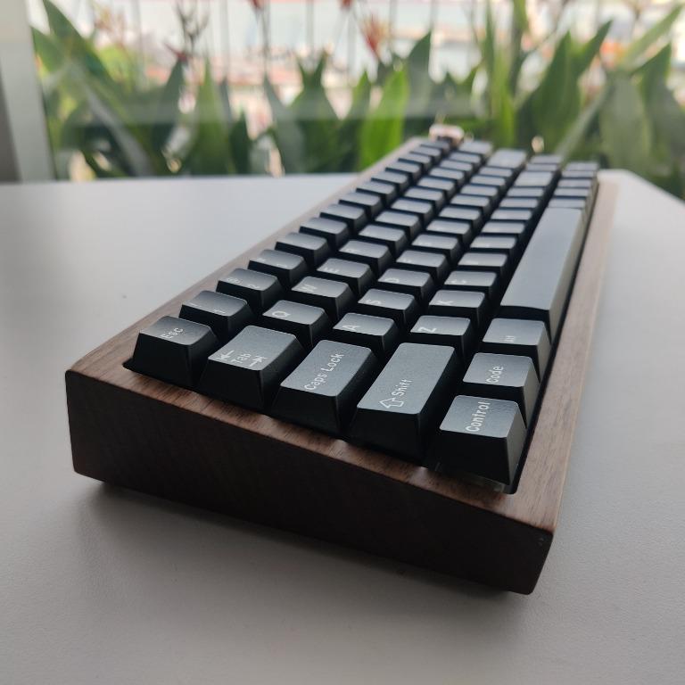 Custom 60 Keyboard Walnut Tofu60, Computers & Tech, Parts