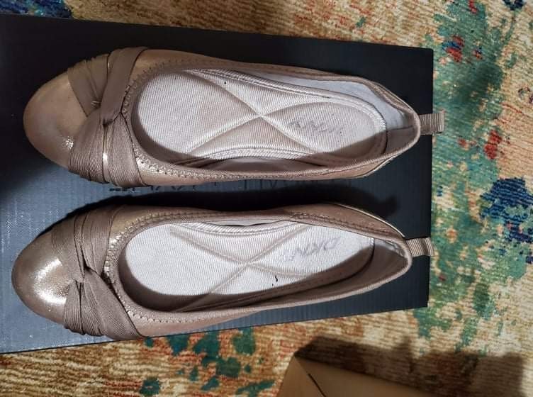 dkny trainers size 6