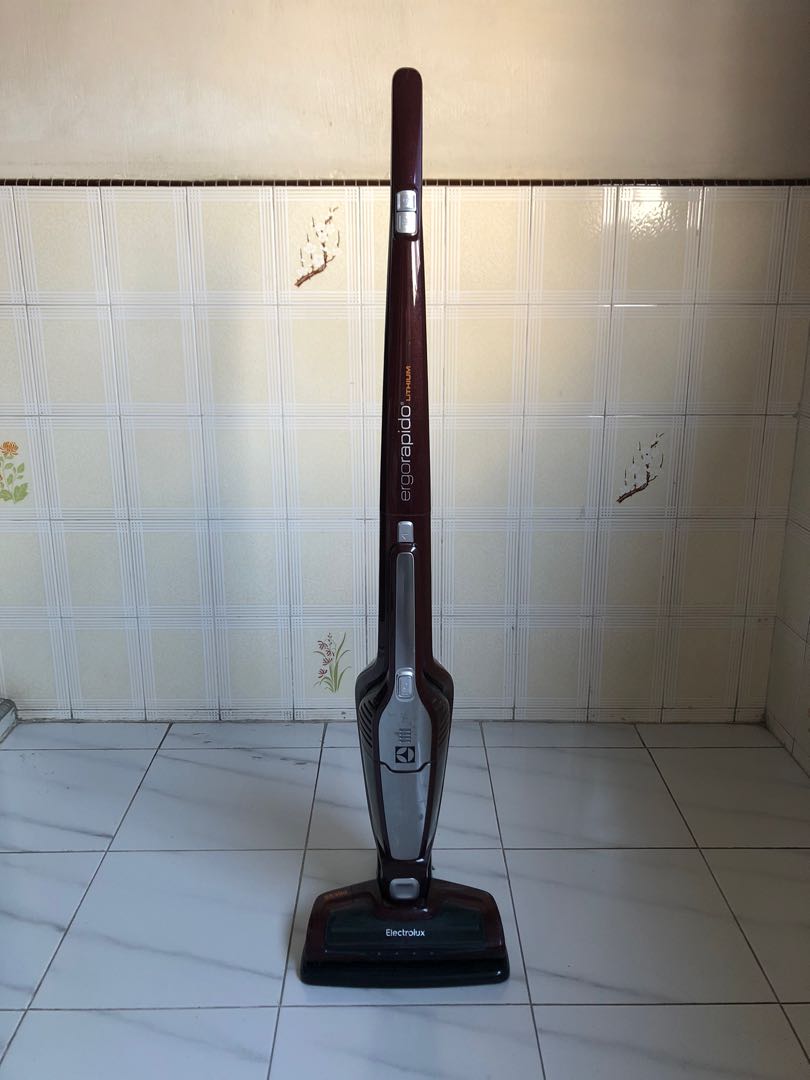 Electrolux Hand Vacuum Cleaner, TV & Home Appliances, Vacuum Cleaner