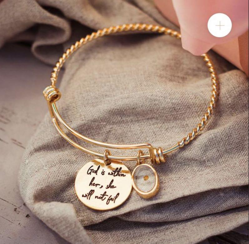 Gold bracelet for her discount