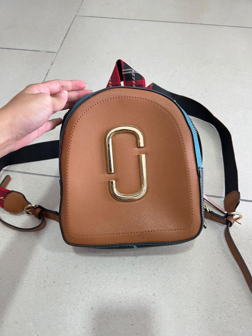 Pack shot leather backpack marc jacobs 2025
