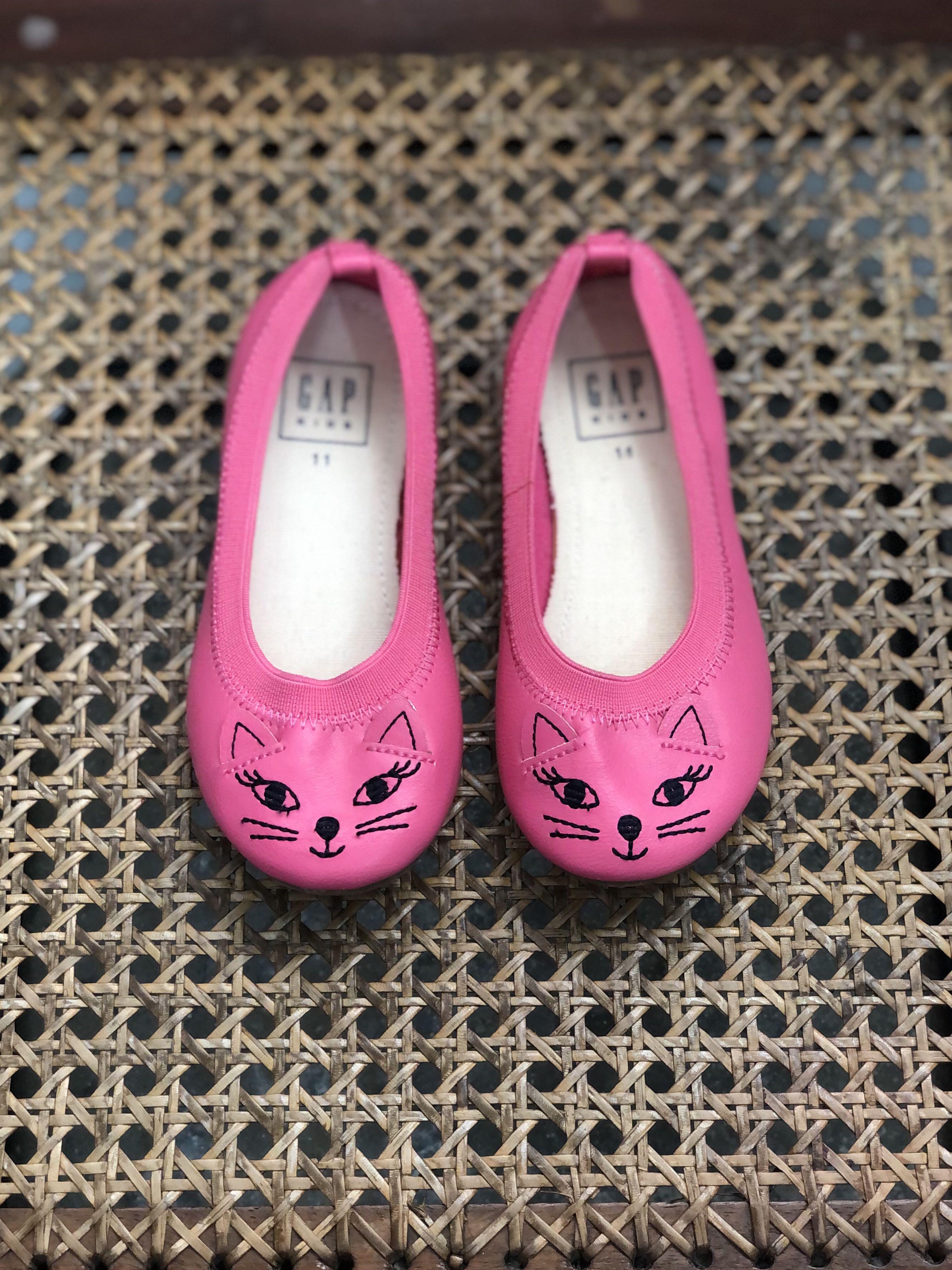 Gap kids cat on sale shoes