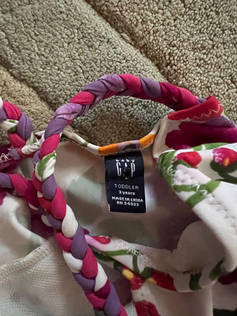 Gap swimsuit one piece kids (Category: Babies & Kids Fashion) located in San Mateo. Submitted by abrilgavin (Listing ID 1164907234, Image 2). Description: .