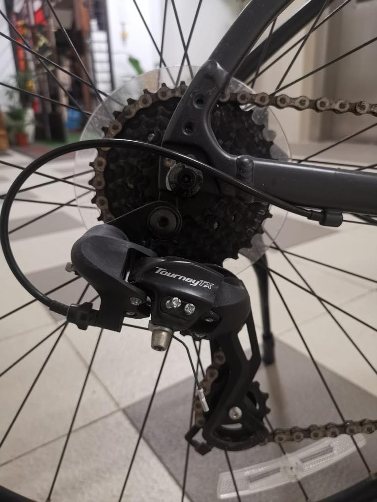 GIANT ESCAPE 1, Sports Equipment, Bicycles & Parts, Bicycles on Carousell