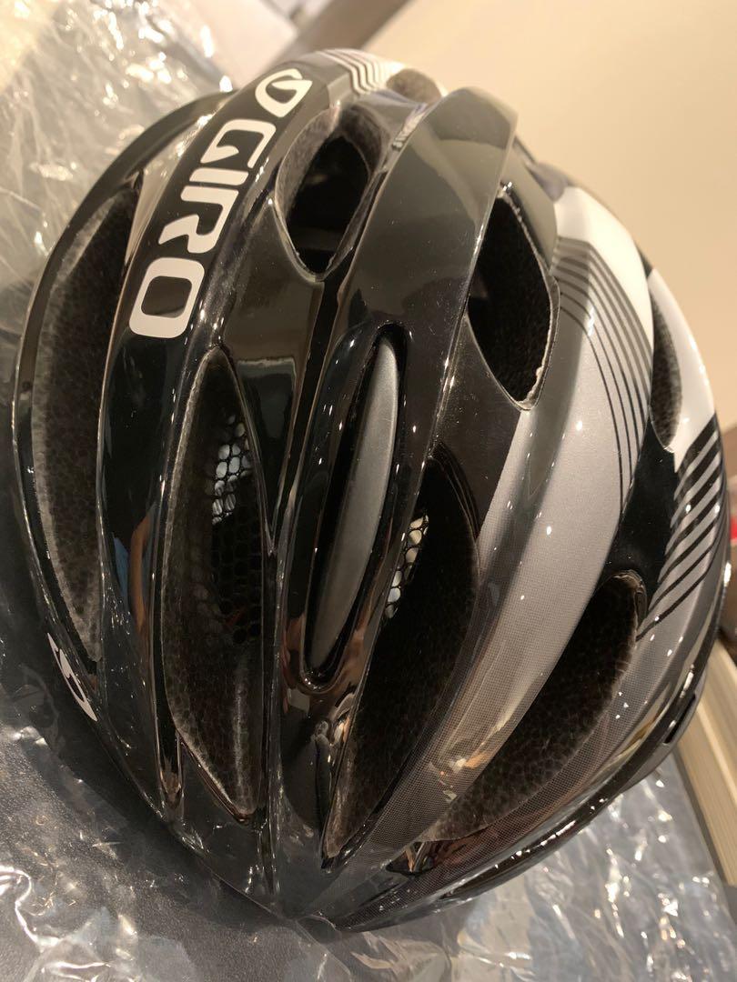 GIRO cycling helmet NEW, Sports Equipment, Bicycles & Parts, Parts
