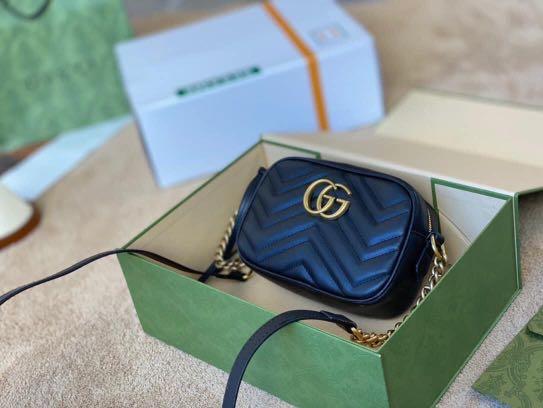 Gucci (Category: Luxury Bags & Wallets) located in Caloocan City. Submitted by BeaLops (Listing ID 1164864141, Image 3). Description: .