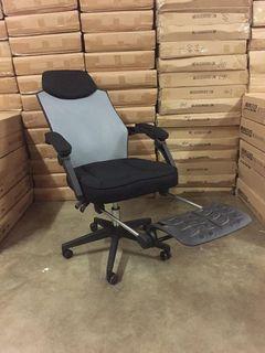 High back executive table with footrest recline