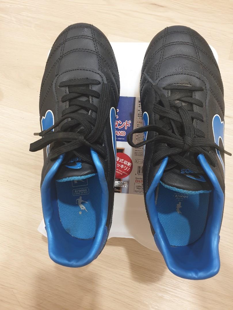 Kronos football boots shop