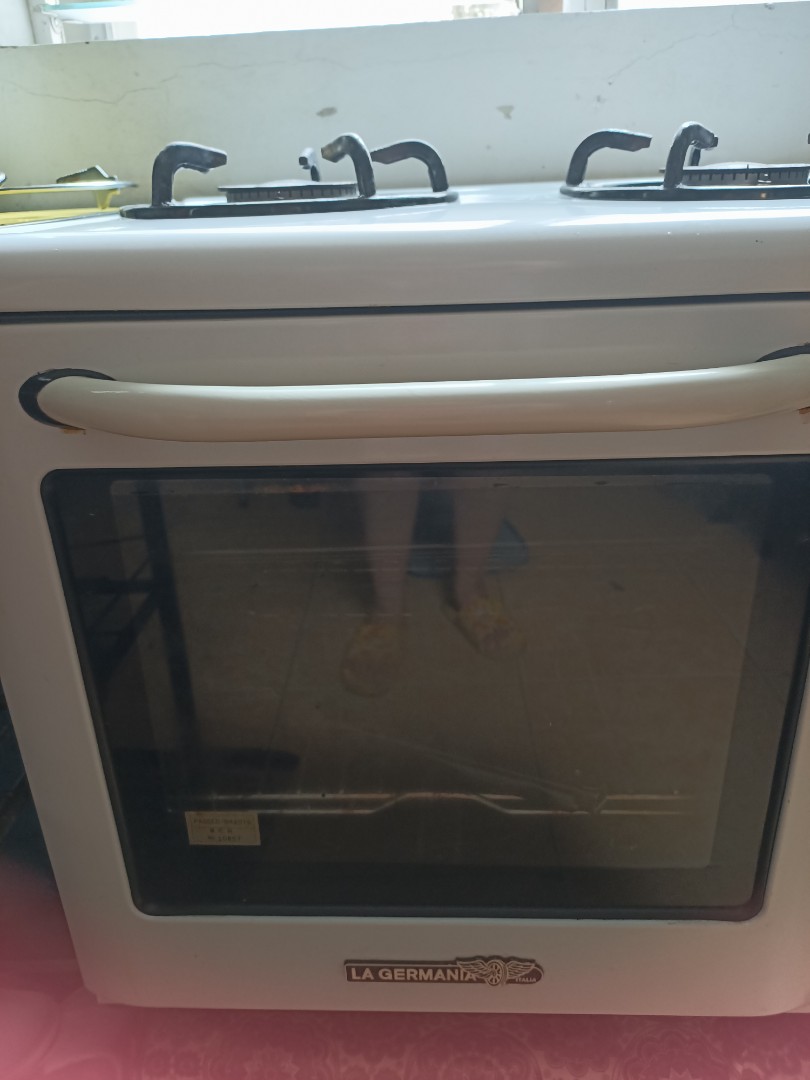 La Germania Oven complete no issue, TV & Home Appliances, Kitchen