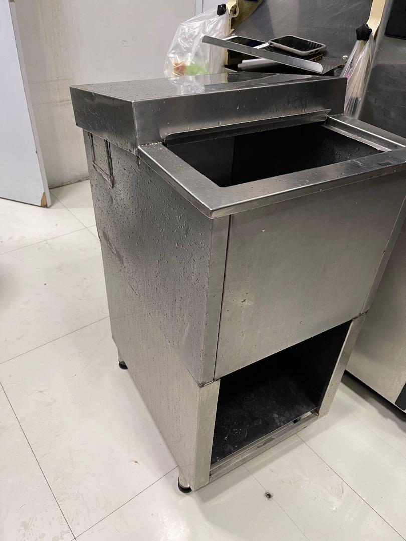 Metal ice bin movable, Furniture & Home Living, Furniture, Shelves
