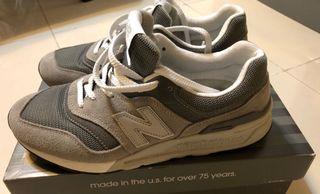 New Balance 997   US7.5/ EU40.5
