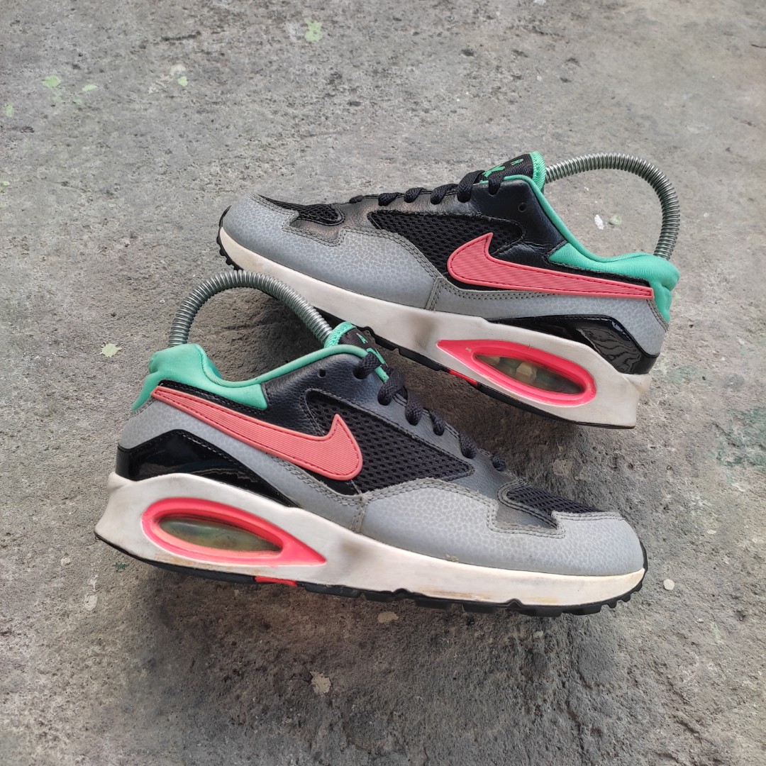 Air max on sale st international