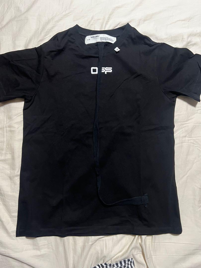 Offwhite Tee (Category: Tshirts & Polo Shirts) located in Singapore. Submitted by yesitsjoo (Listing ID 1164977936, Image 3). Description: This is a bootleg but quality is very good, size L .