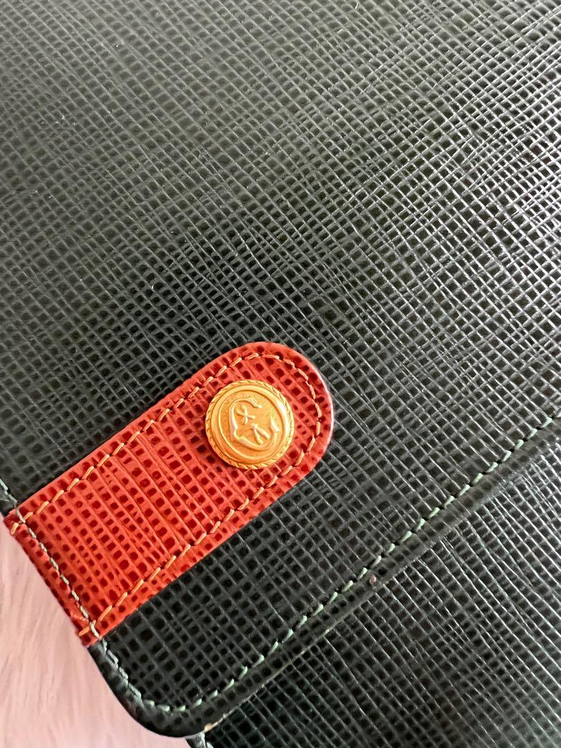 Philippe Charriol Envelop Bag Auth (Category: Luxury Bags & Wallets) located in Cabanatuan. Submitted by bryanvain (Listing ID 1165037353, Image 3). Description: Pls see pics for flaws overall this is 9/10 Pls message me for info.