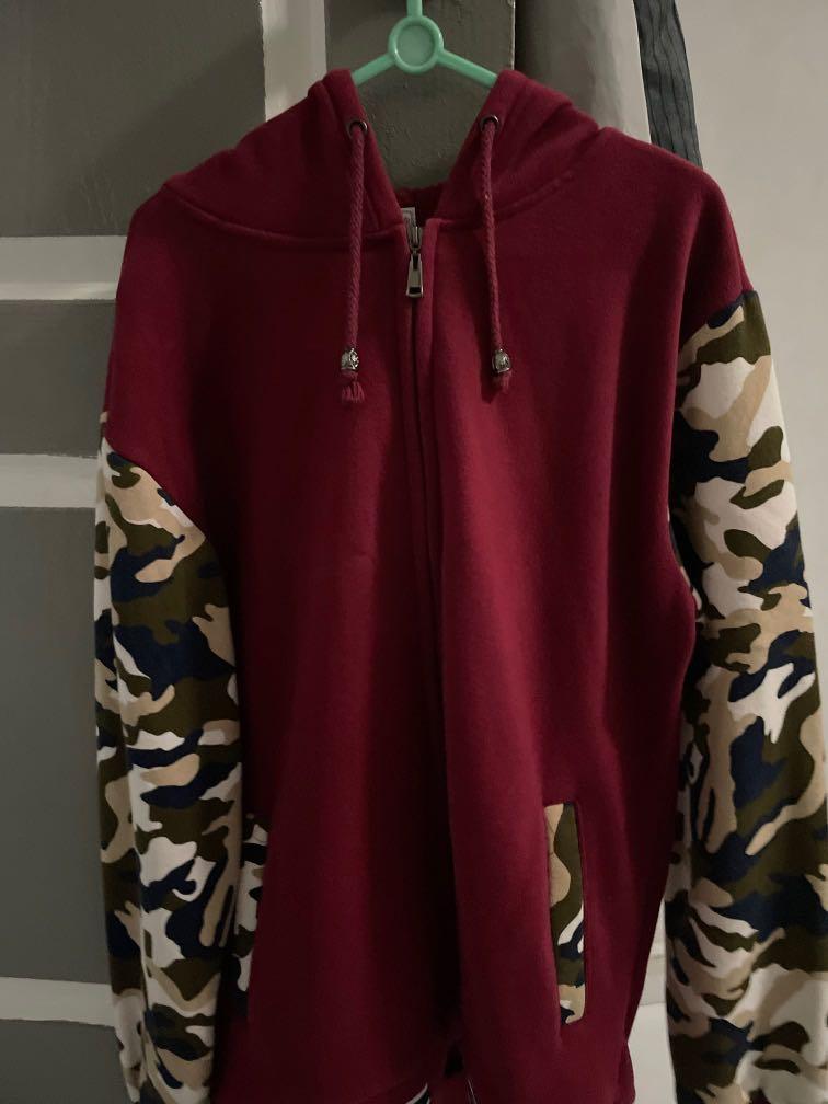 Red and black camo hoodie on sale