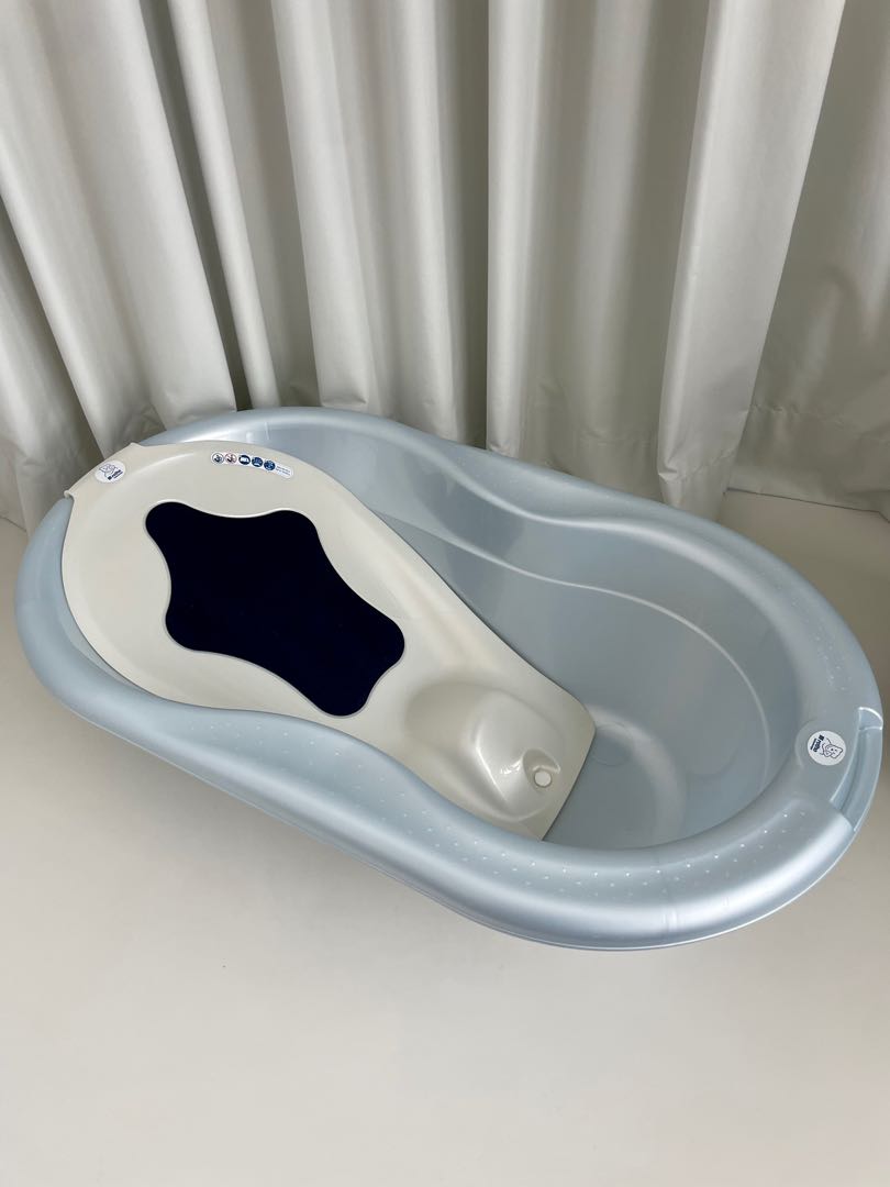 Rotho Baby bath tub with infant insert, Babies & Kids, Bathing ...