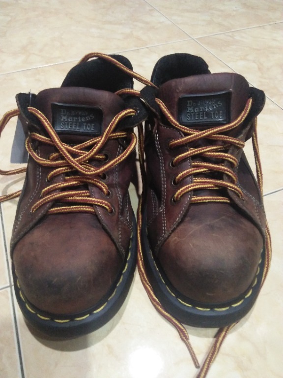 Dr martens astm f2413-05 shoes hotsell