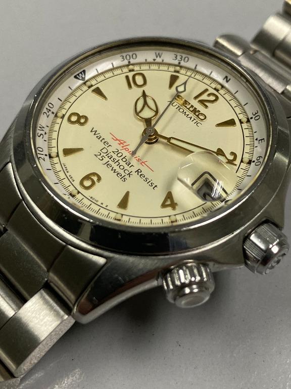 Seiko Red Alpinist Cream, Men's Fashion, Watches & Accessories, Watches on  Carousell