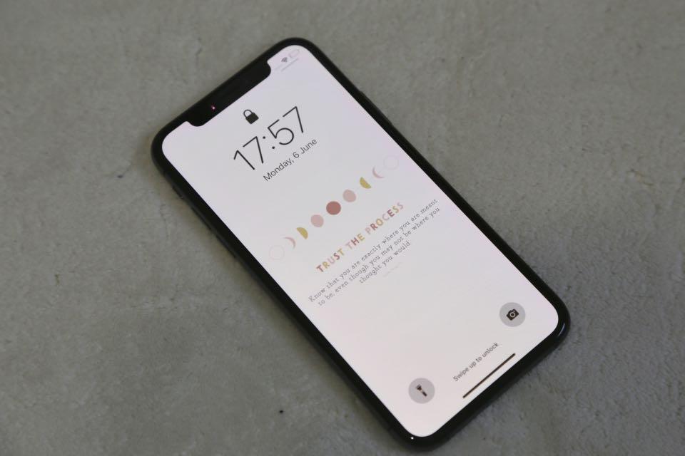 Selling Super Mint Condition iPhone X 256GB Space Grey, Mobile Phones