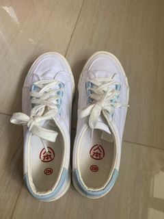 (Category: ) located in . Submitted by Mariyaaaa (Listing ID 1164872987, Image 1). Description: .
