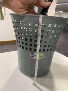 Small Trash basket bin