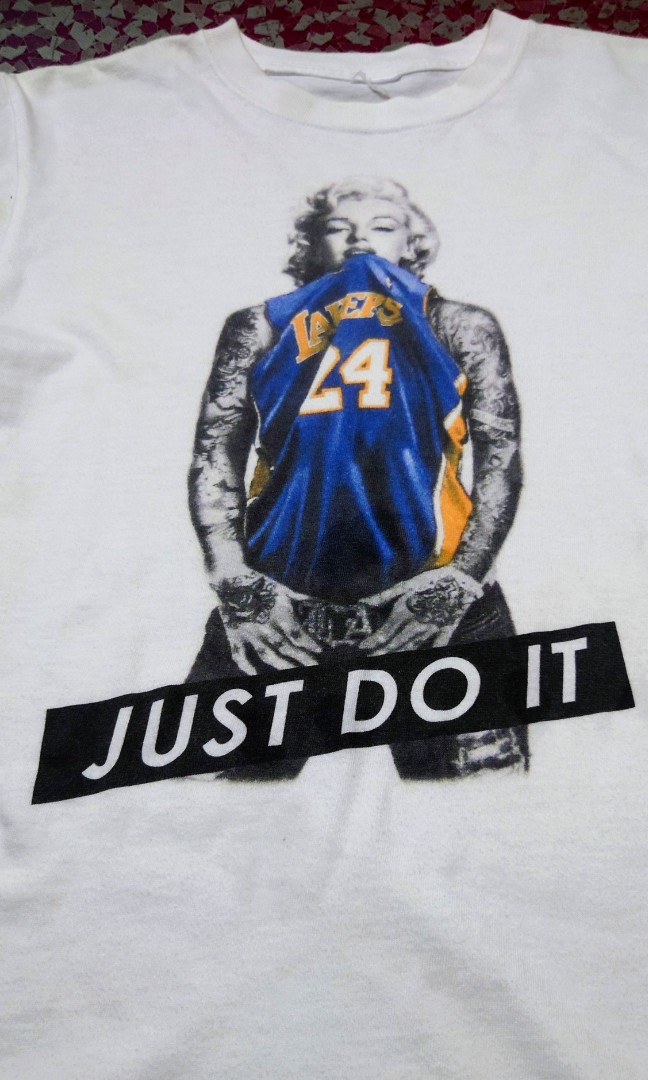 T shirt marilyn monroe lakers deals