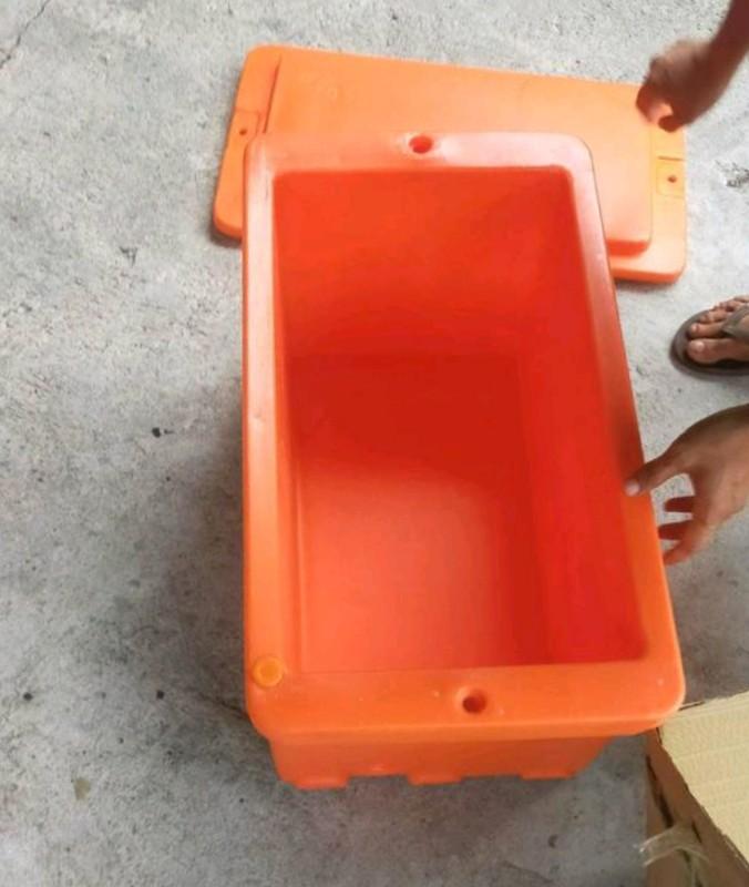 Tong orange outlet