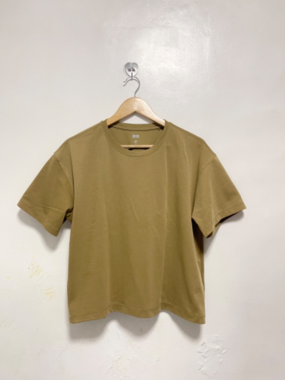 Uniqlo boxy shirt, Women's Fashion, Tops, Shirts on Carousell