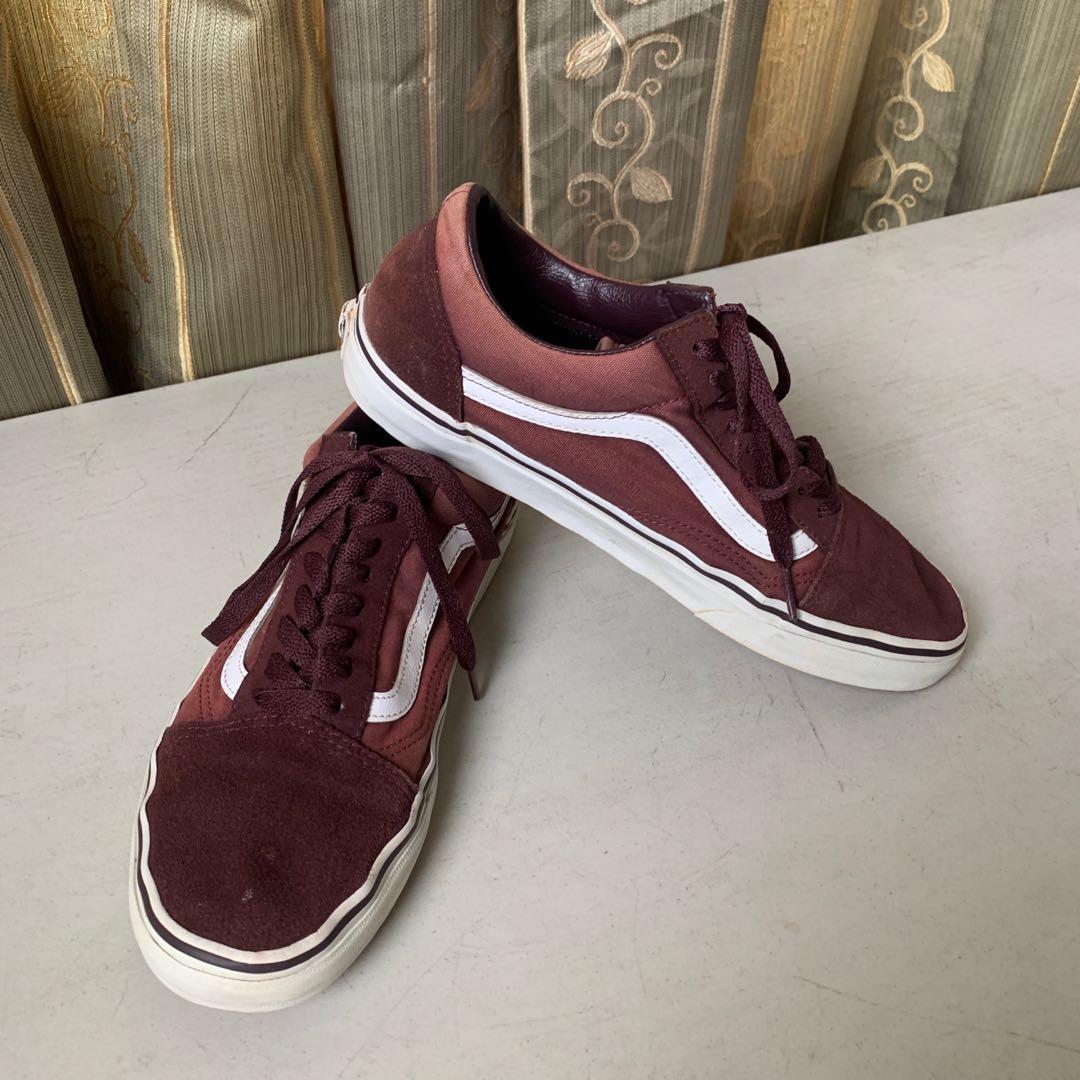 Old skool hotsell maroon vans