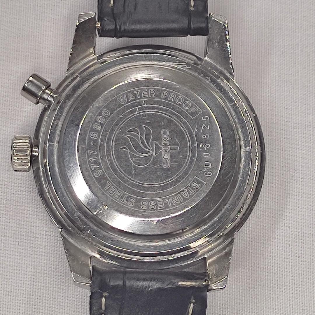 Seiko 5717 one button chrono outlet