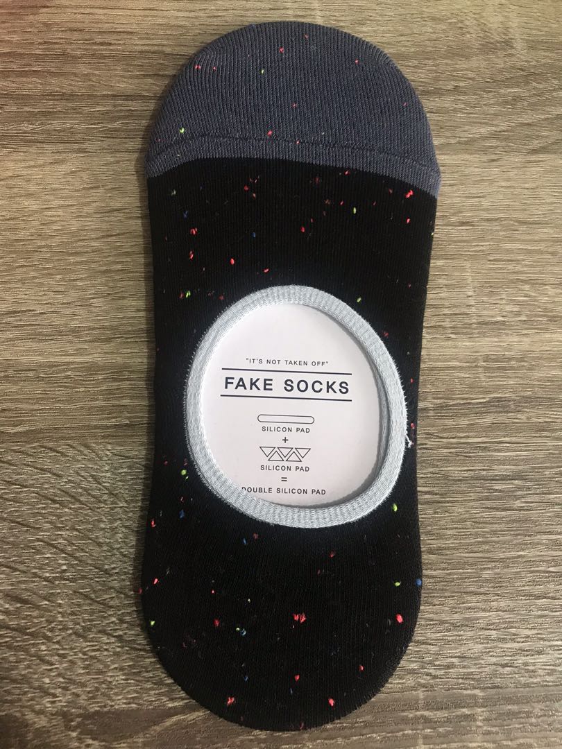 100 Authentic Korean Socks sprinkle, Women's Fashion, Watches