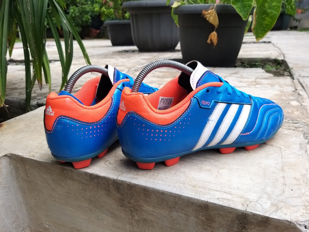 Adidas best sale 11pro questra