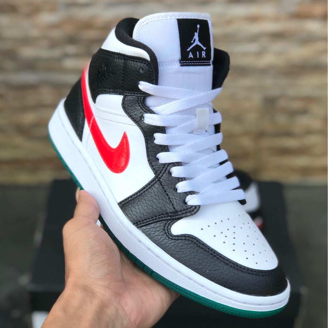 AIR JORDAN 1 MID ALTERNATE SWOOSH US 7,5W 100% Authentic, Fesyen Pria,  Sepatu , Sneakers di Carousell