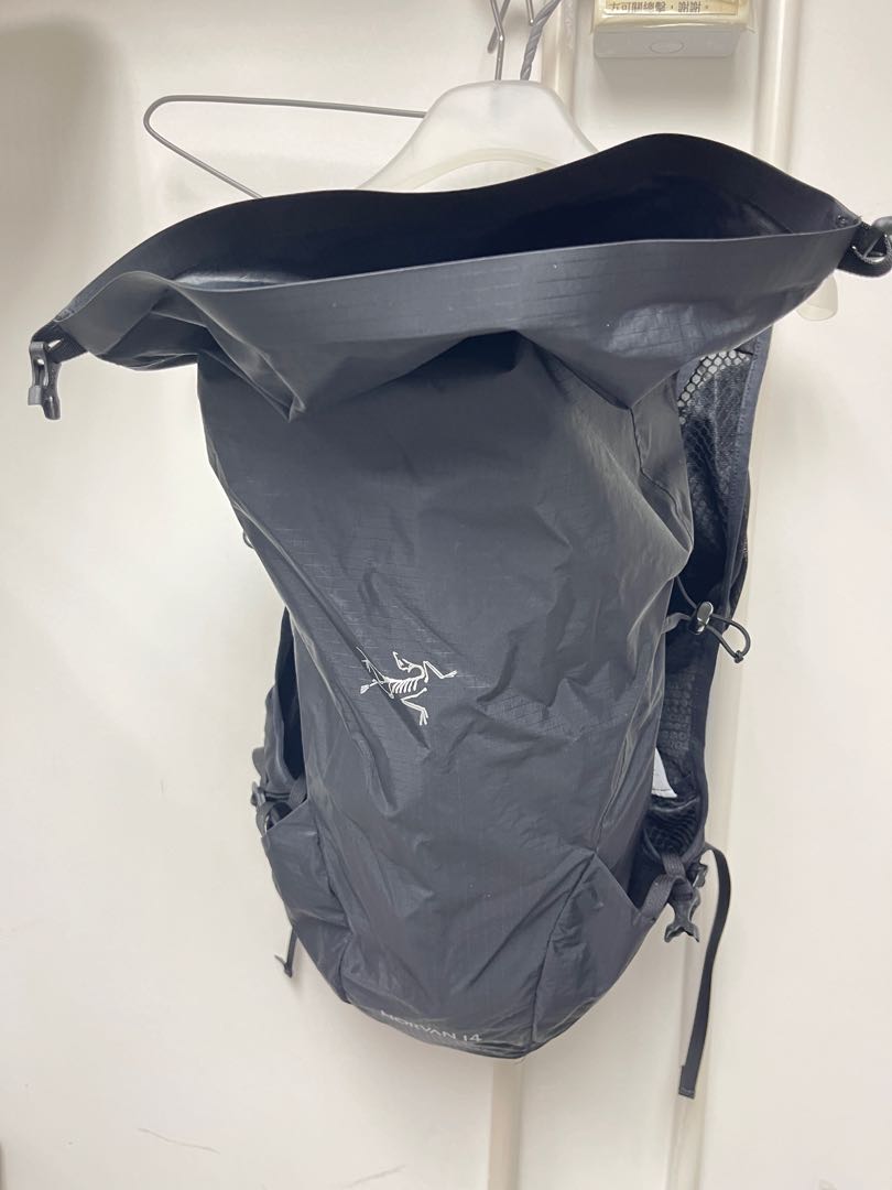 Arcteryx Norvan 14 hydration vest, 男裝, 袋, 背包 Carousell