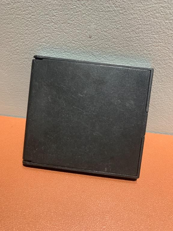 [07] FREEBIE: Black Pocket Mirror Stand (Category: Makeup) located in Marikina City. Submitted by theflos (Listing ID 1165160117, Image 3). Description: No issues <3 .